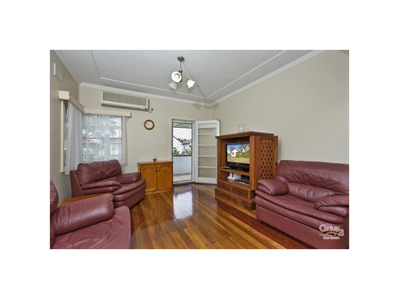 73 Roe Street, Mayfield NSW 2304