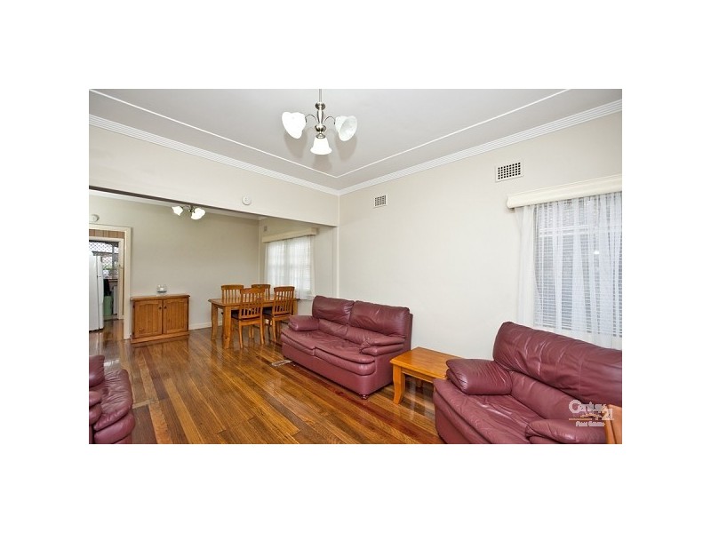 73 Roe Street, Mayfield NSW 2304