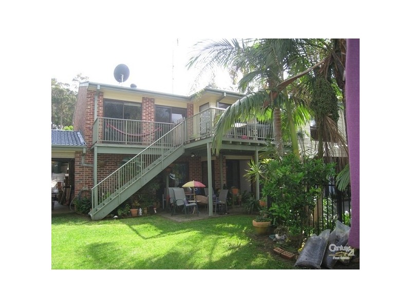 31 Woodside Drive, Eleebana NSW 2282