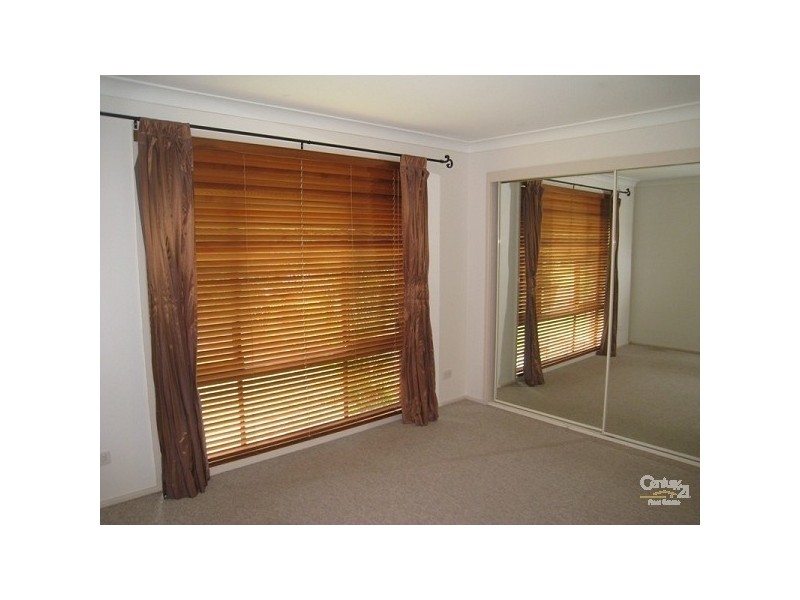 31 Woodside Drive, Eleebana NSW 2282