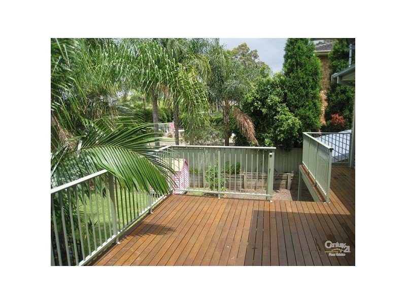 31 Woodside Drive, Eleebana NSW 2282