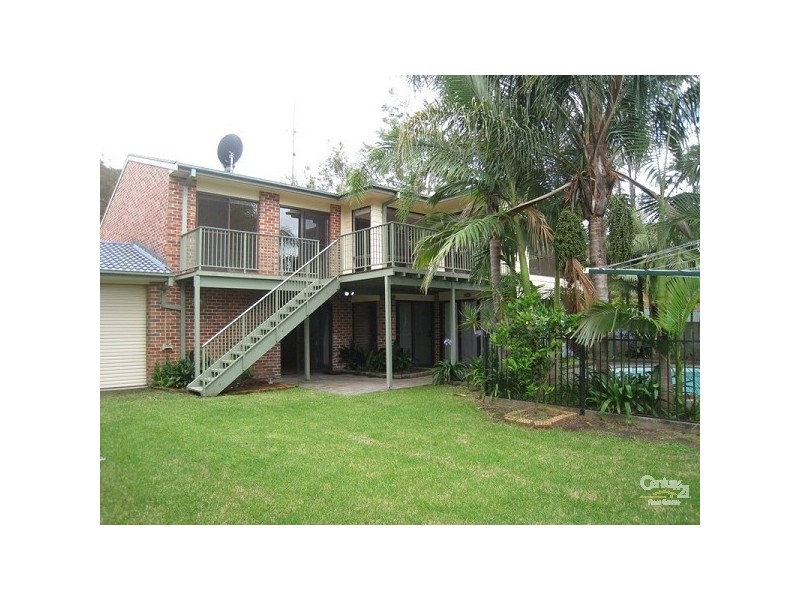 31 Woodside Drive, Eleebana NSW 2282