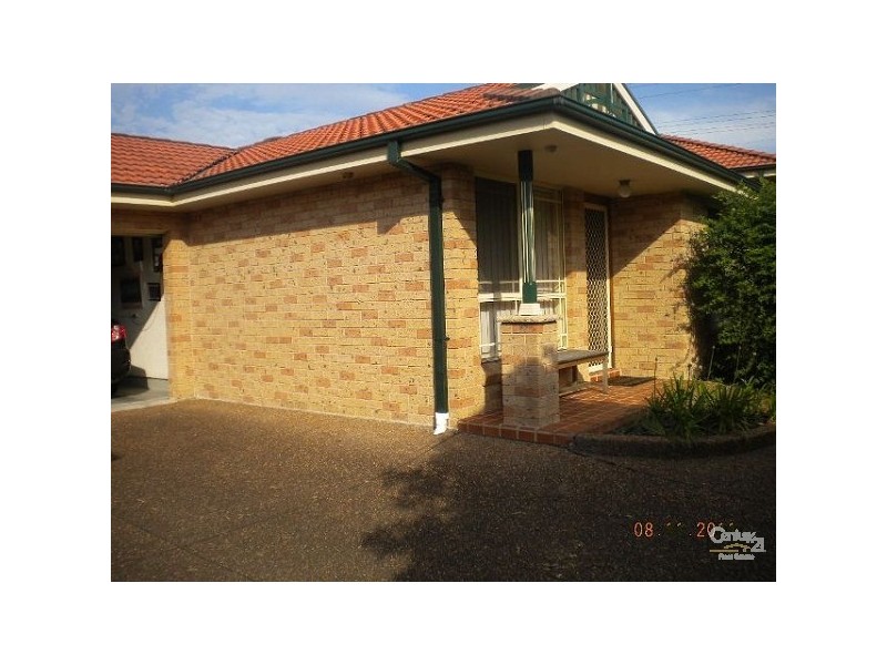 2/16 Teralba Road, Broadmeadow NSW 2292