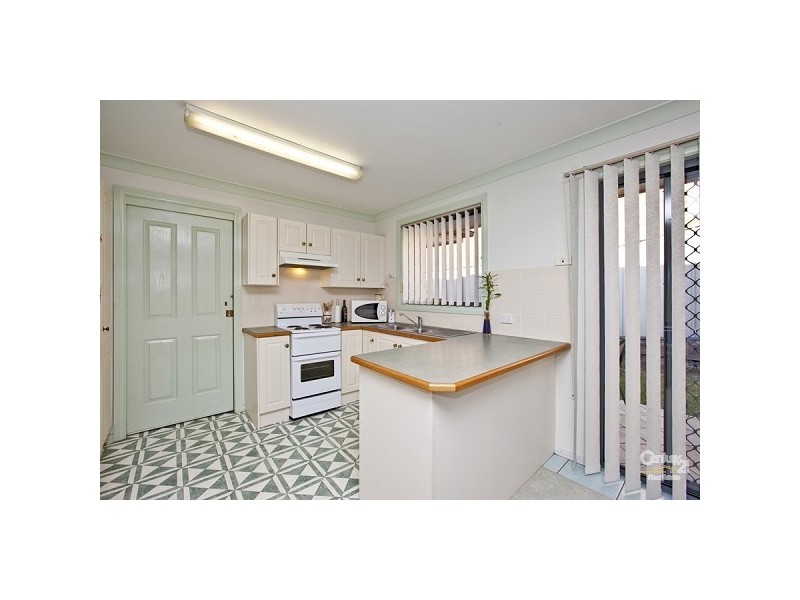 2/5 Turrug Street, Whitebridge NSW 2290