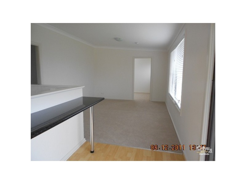 24 Derna Road, Shortland NSW 2307