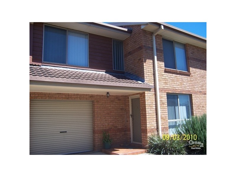4/11 Floribunda Close, Warabrook NSW 2304