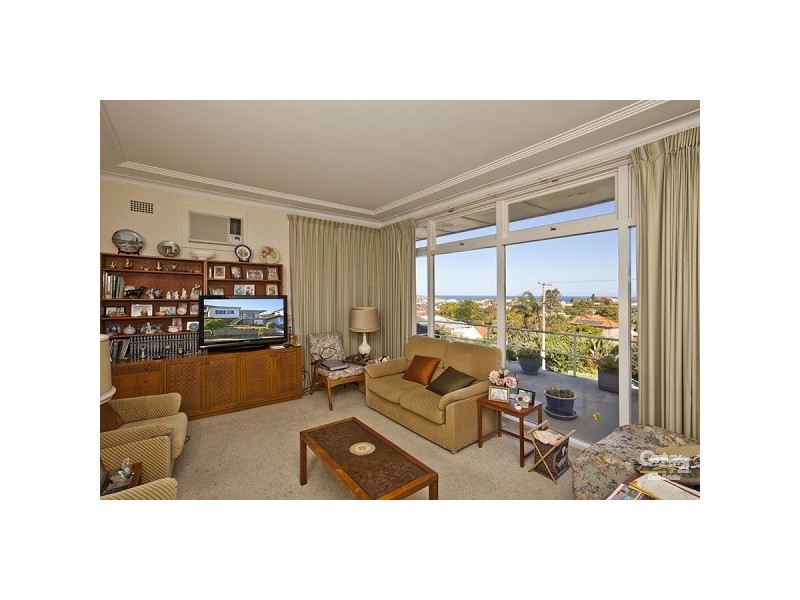 28 Kempster Road, Merewether NSW 2291