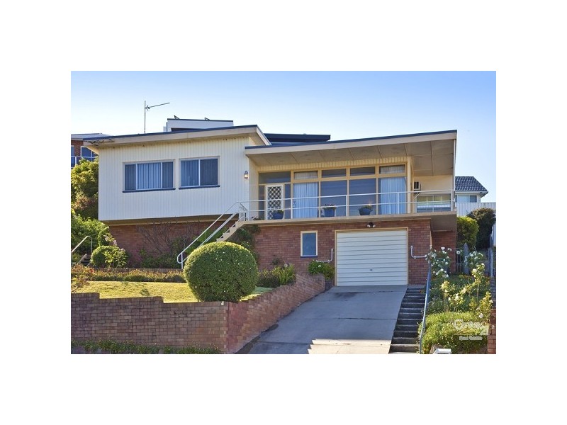 28 Kempster Road, Merewether NSW 2291