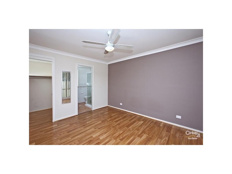 4/9 Gill Street, Mount Hutton NSW 2290