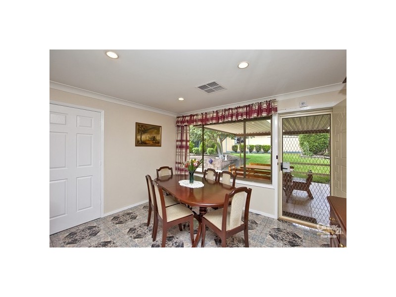 10 Karen Avenue, Glendale NSW 2285