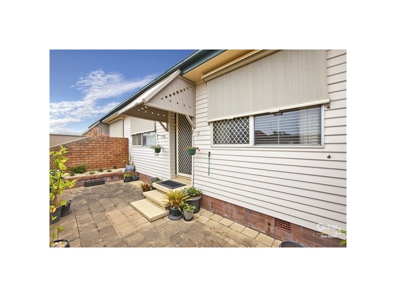 2/44 Wood Street, Adamstown NSW 2289