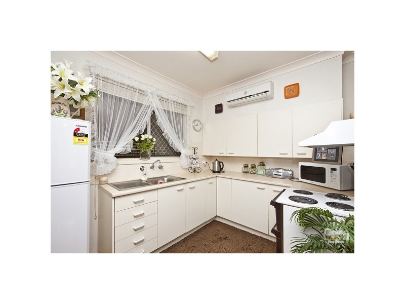2/44 Wood Street, Adamstown NSW 2289