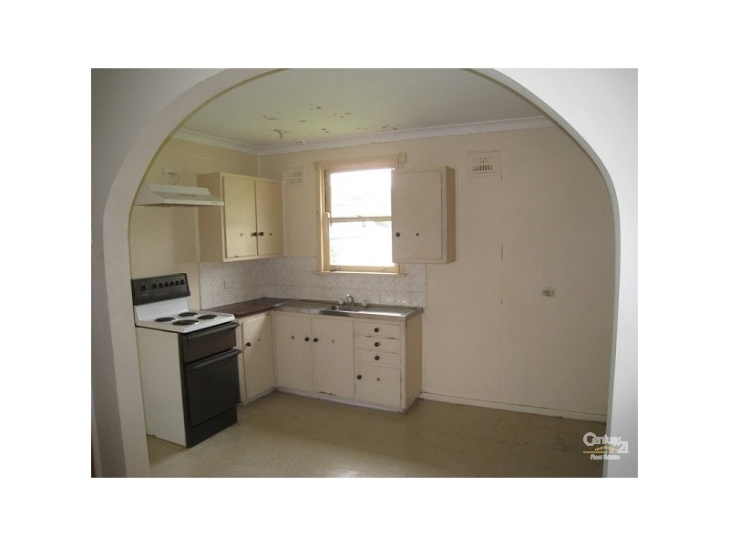 13 Poplar Place, Gateshead NSW 2290