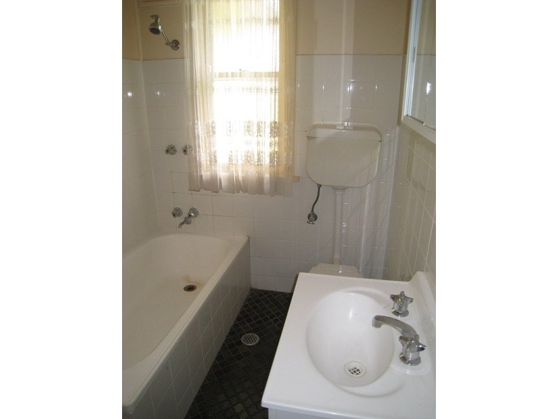 13 Poplar Place, Gateshead NSW 2290