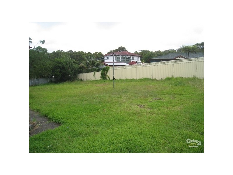 13 Poplar Place, Gateshead NSW 2290