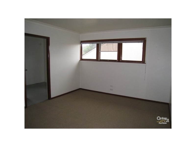 23 Mahogany Crescent, Gateshead NSW 2290