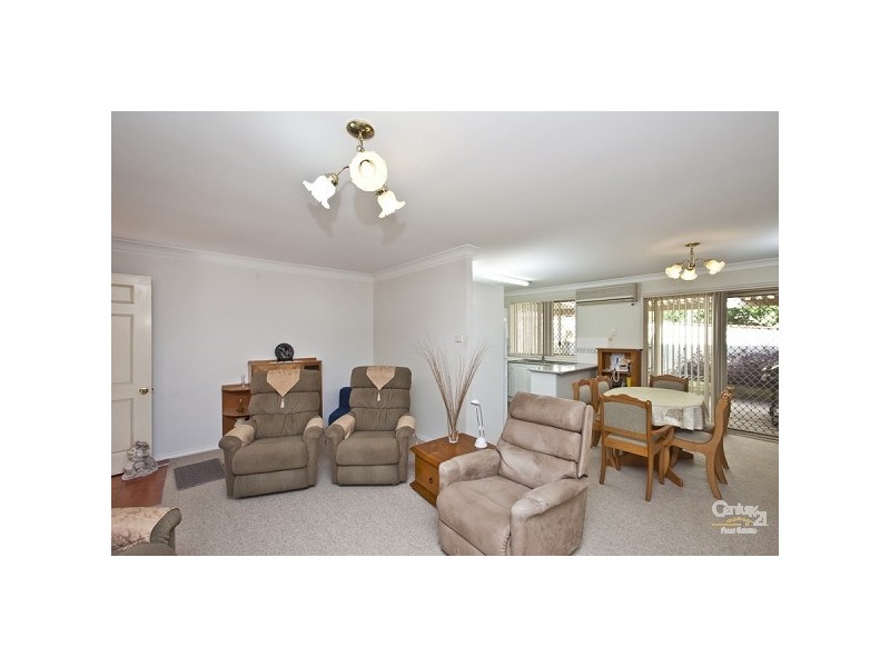 4/18-20 Glover Street, Belmont NSW 2280