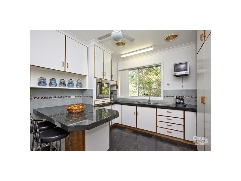 86 Mills Street, Warners Bay NSW 2282