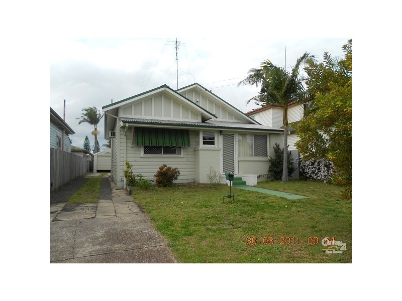 4 Murray Square, Mayfield NSW 2304