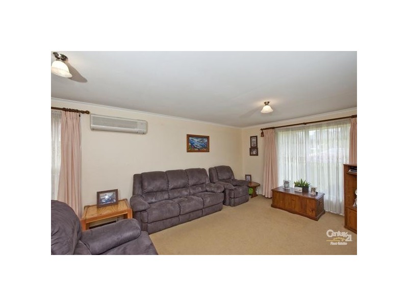 23 Cromdale Parade, Maryland NSW 2287