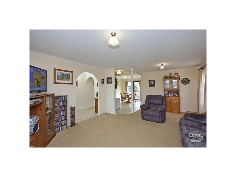 23 Cromdale Parade, Maryland NSW 2287