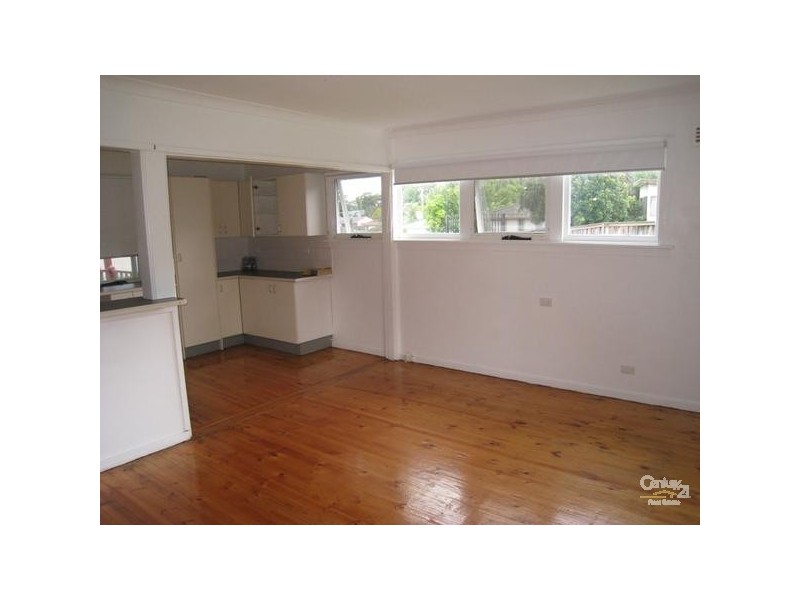 1 Hickory Road, Gateshead NSW 2290