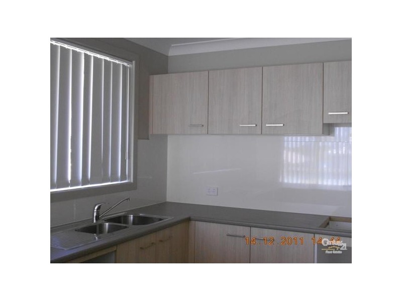 5 Harcourt Parade, Macquarie Hills NSW 2285