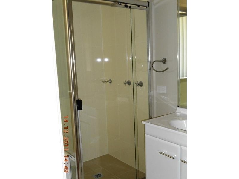 5 Harcourt Parade, Macquarie Hills NSW 2285