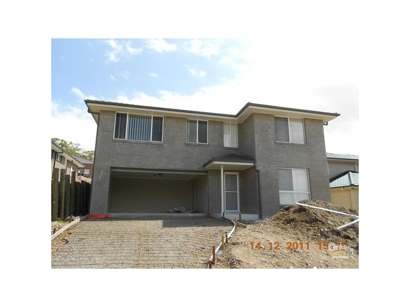 33 Rippon Way, Macquarie Hills NSW 2285