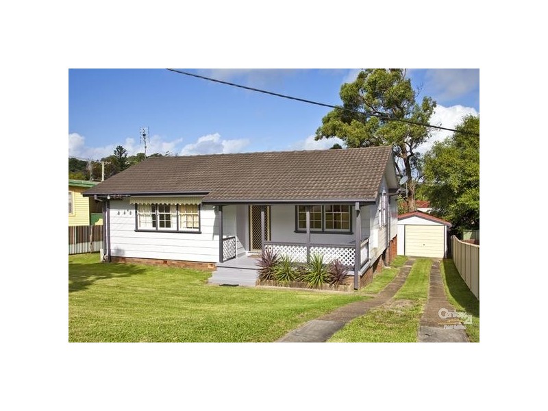 8 Alder Crescent, Gateshead NSW 2290