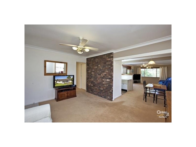 8 Alder Crescent, Gateshead NSW 2290