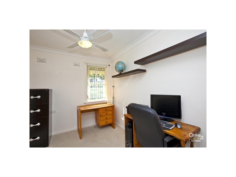 8 Alder Crescent, Gateshead NSW 2290