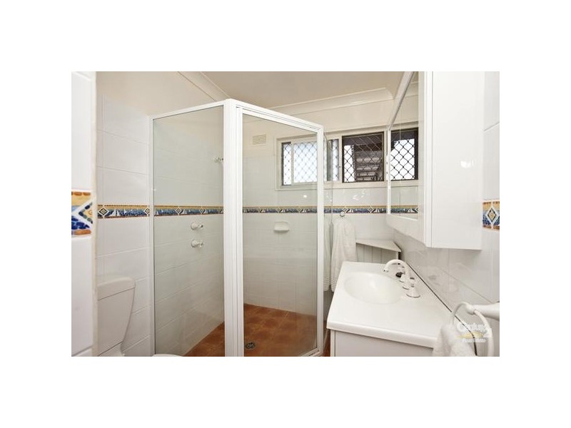 8 Alder Crescent, Gateshead NSW 2290