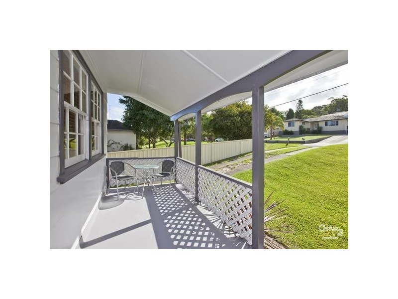 8 Alder Crescent, Gateshead NSW 2290