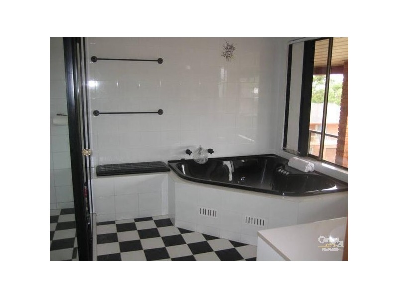 7 Barralong Street, Belmont North NSW 2280