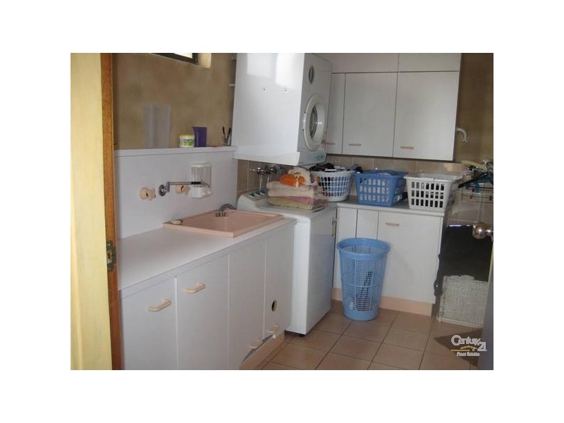 7 Barralong Street, Belmont North NSW 2280