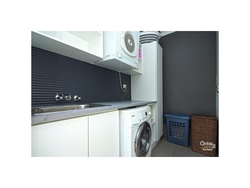 19 Rosedale Crescent, Rankin Park NSW 2287