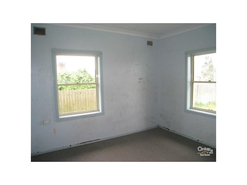 243 Dunbar Street, Stockton NSW 2295