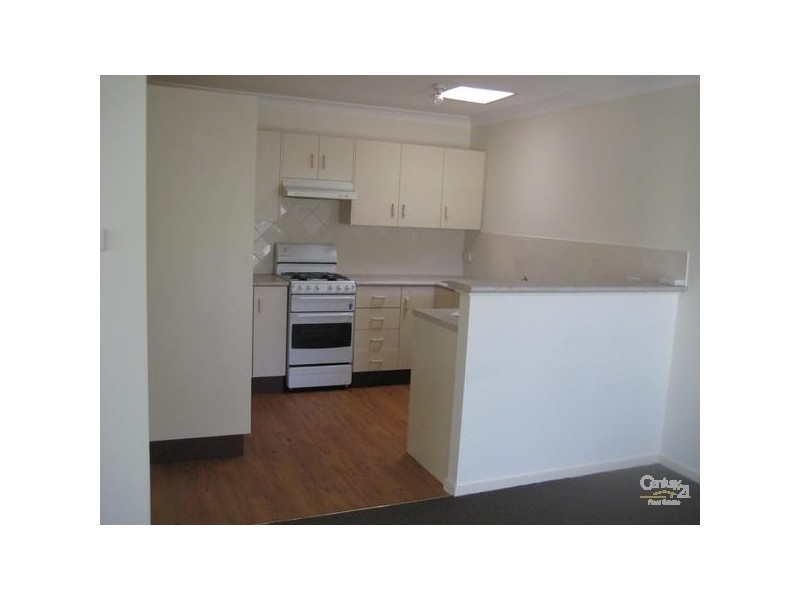 2/32 Harrison Street, Warners Bay NSW 2282