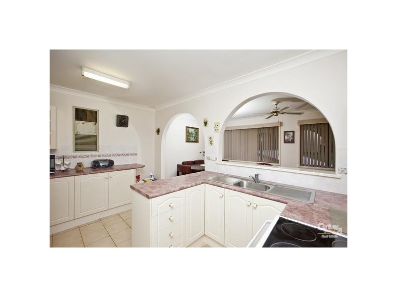 8 Coldstream Crescent, Rankin Park NSW 2287