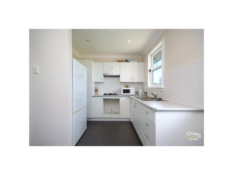4 Redwood Crescent, Gateshead NSW 2290