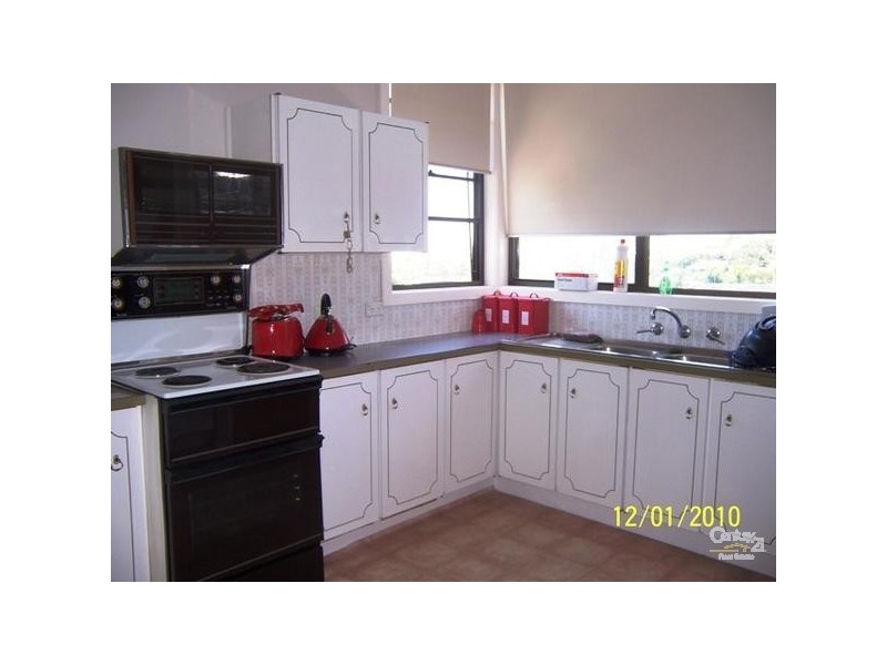 4 John Street, Dudley NSW 2290