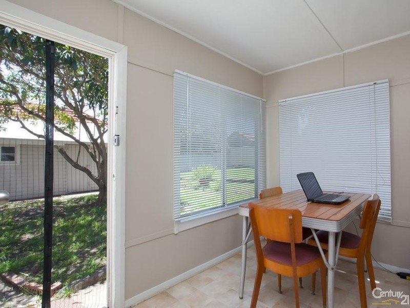 90 Newcastle Road, Wallsend NSW 2287