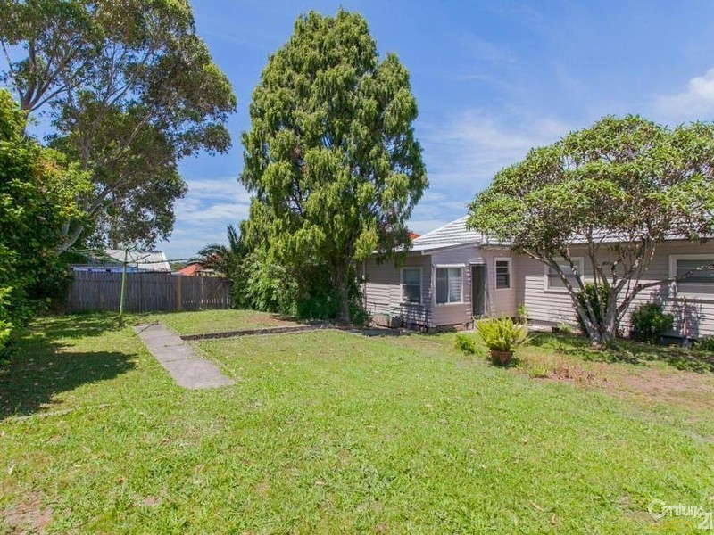90 Newcastle Road, Wallsend NSW 2287