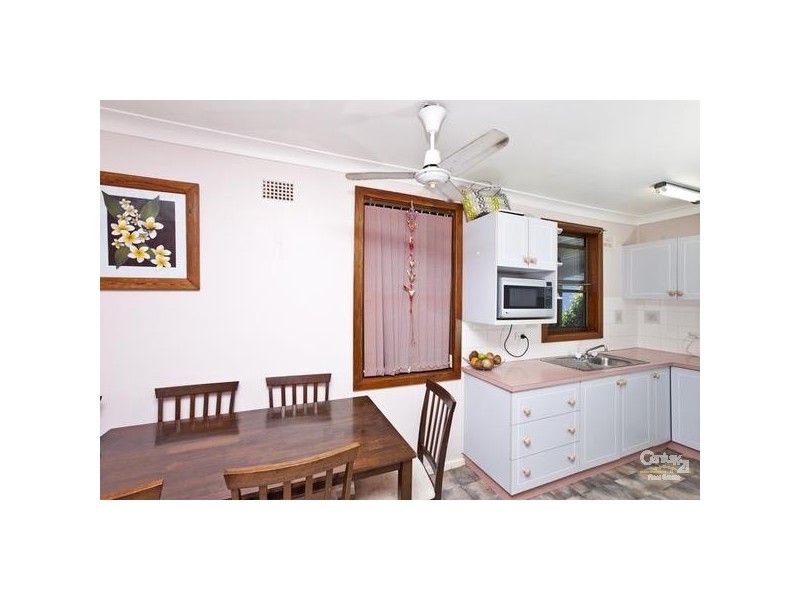 8 Mallee Street, Gateshead NSW 2290