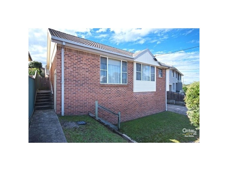 1/5 Gen Street, Belmont NSW 2280