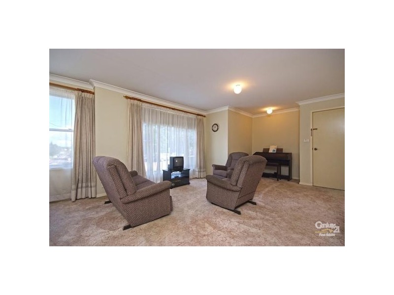 1/5 Gen Street, Belmont NSW 2280