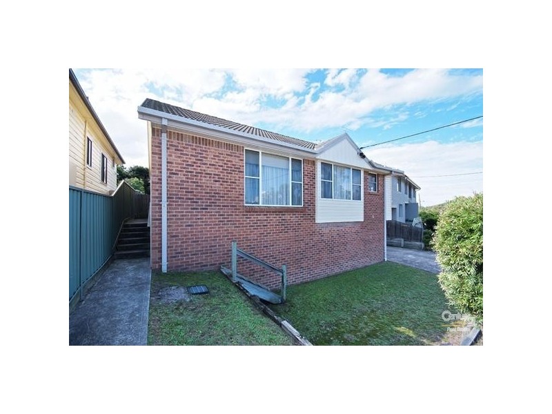 1/5 Gen Street, Belmont NSW 2280