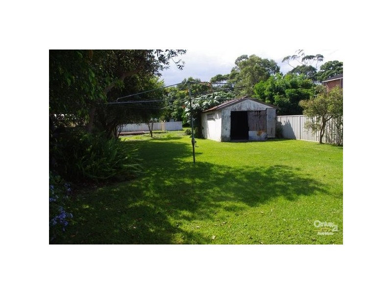 33 Maude Street, Belmont NSW 2280