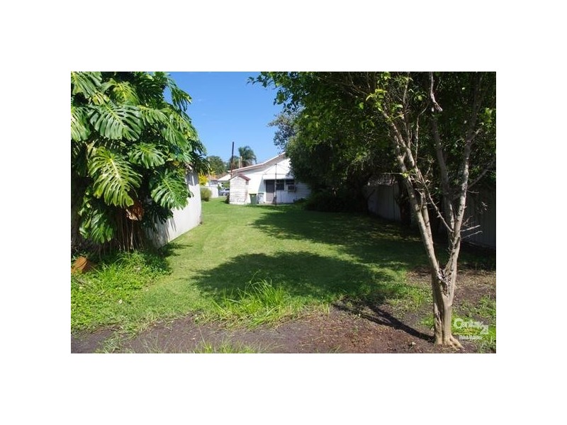 33 Maude Street, Belmont NSW 2280